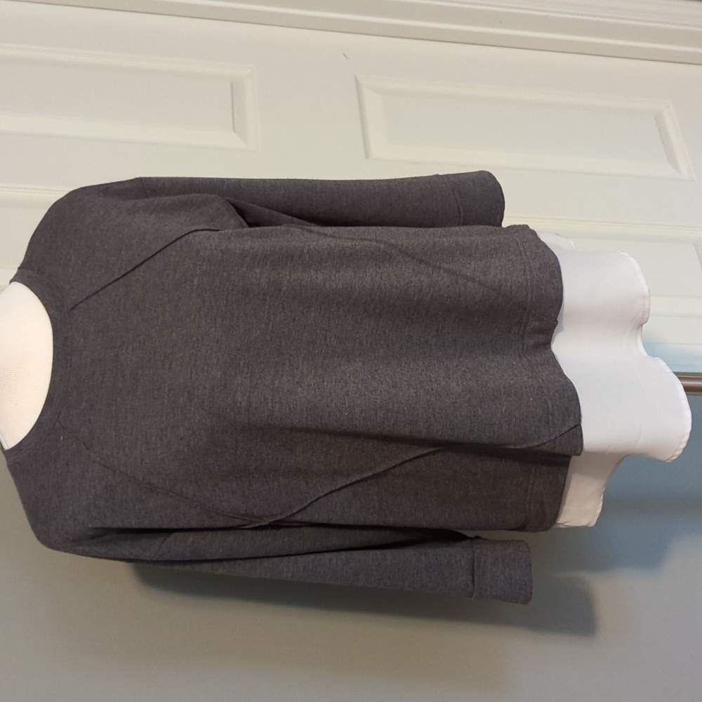 Simply Vera Vera Wang long sleeve sweatshirt